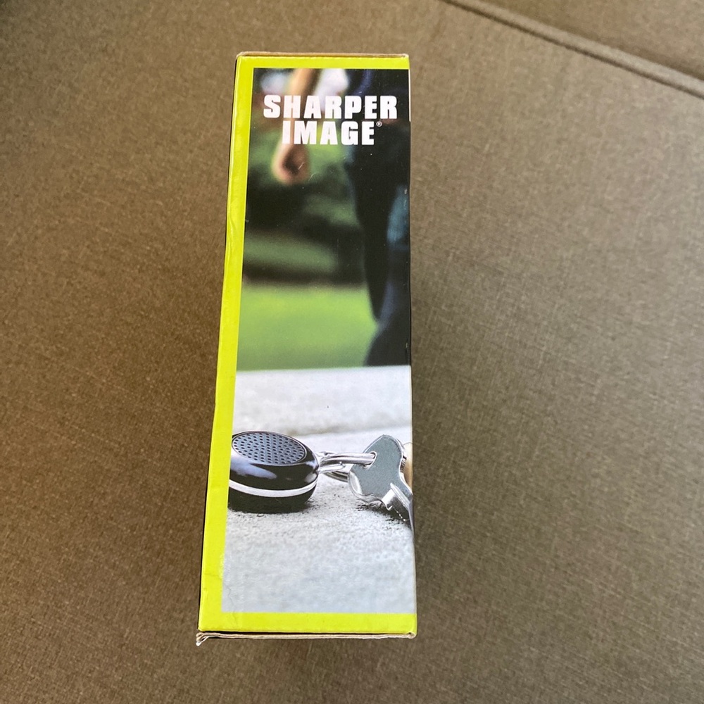 New Sharper Image Portable Electronic Key Finder - Picture 2 of 4